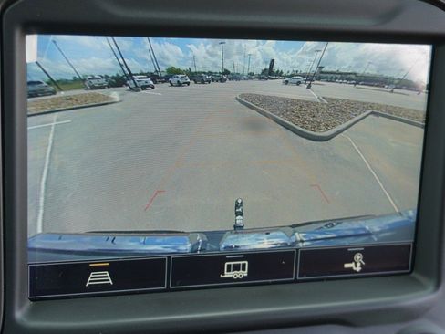 Used 2021 GMC Sierra 1500 AT4 w/ AT4 Value Package image 17