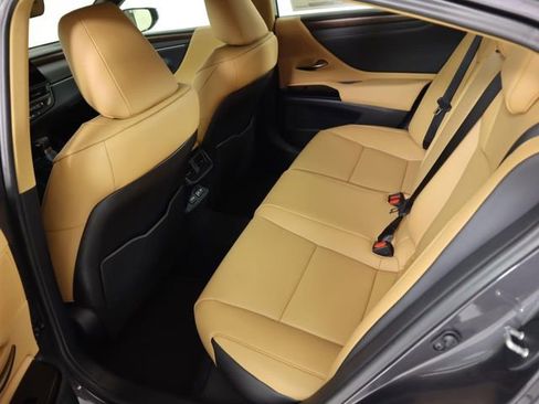 New 2025 Lexus ES 350 w/ Premium Package image 15