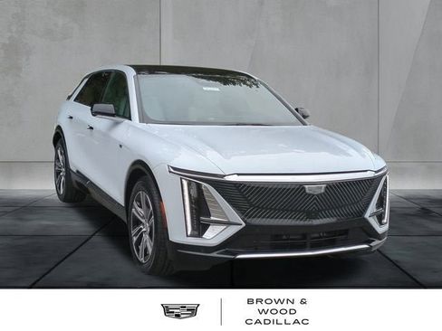 New 2026 Cadillac Lyriq Luxury RWD image 1