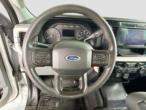 Used 2023 Ford F250 XL image 13
