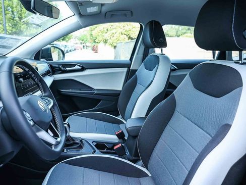 New 2026 Volkswagen Taos S image 29