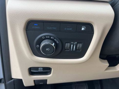 Certified 2023 Jeep Grand Cherokee 4WD 4xe image 10