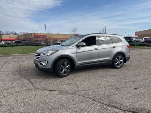 Used 2016 Hyundai Santa Fe Limited w/ Option Group 04 image 11