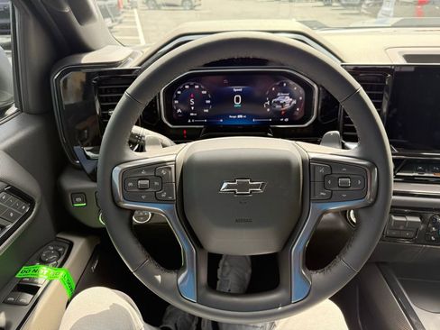 New 2026 Chevrolet Silverado 1500 ZR2 AWD/4WD image 23