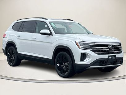 New 2026 Volkswagen Atlas SE