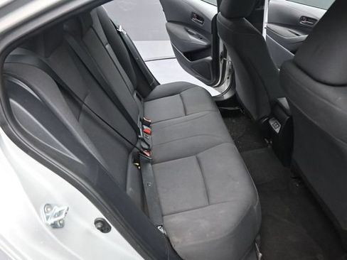 Used 2025 Toyota Corolla LE FWD image 16