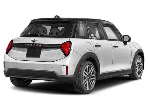 New 2026 MINI Cooper S image 2