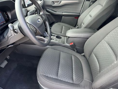 Used 2025 Ford Escape Active FWD image 19