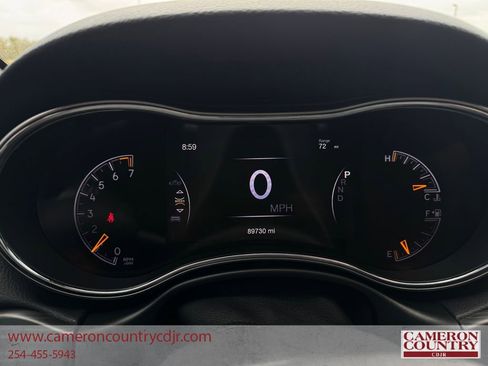 Used 2020 Jeep Grand Cherokee Altitude image 16