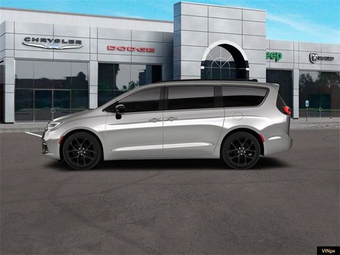 New 2026 Chrysler Pacifica Select w/ S Appearance Package image 3