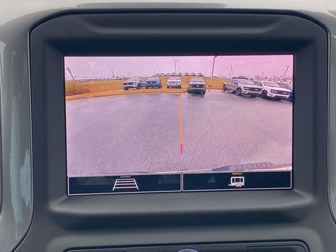 Used 2024 GMC Sierra 2500 Pro w/ Convenience Package image 25