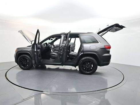 Used 2021 Jeep Grand Cherokee Limited w/ Trailer Tow Group IV AWD/4WD image 46