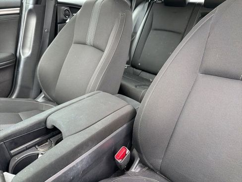 Used 2019 Honda Civic EX image 16