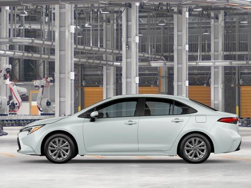 New 2026 Toyota Corolla XLE FWD image 4