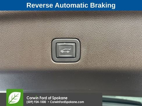 Used 2024 GMC Yukon XL Denali image 25