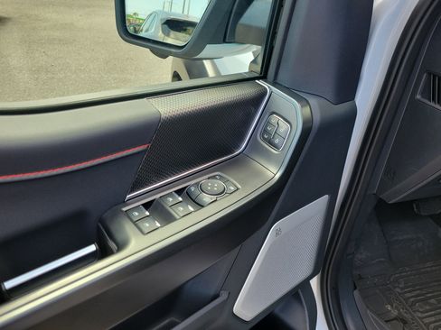 Used 2025 Ford F150 Raptor image 6