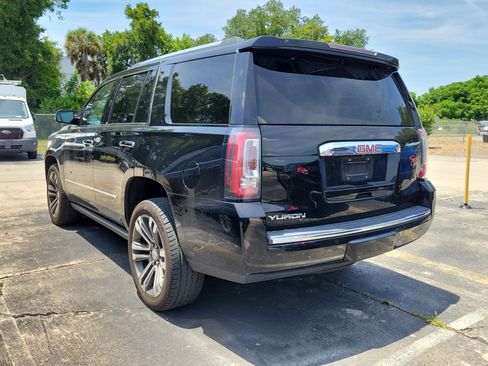 Used 2019 GMC Yukon Denali w/ Denali Ultimate Package AWD/4WD image 5