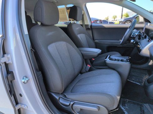Used 2025 Hyundai Ioniq 5 SE RWD image 32