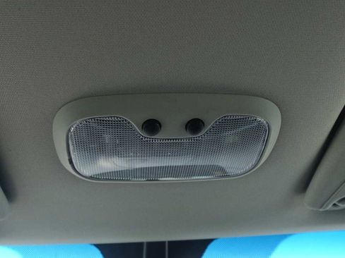 Used 2017 Dodge Journey SE w/ Flexible Seating Group image 25