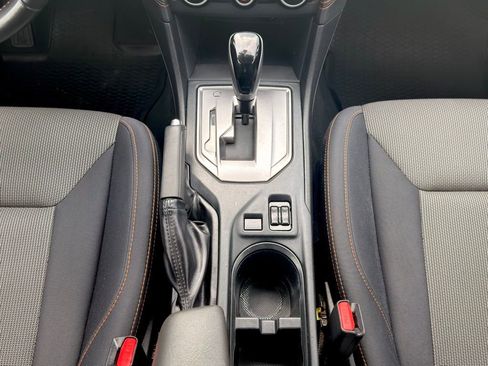 Used 2020 Subaru Crosstrek 2.0i Premium image 2