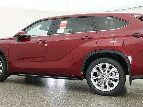 New 2026 Toyota Highlander Limited AWD/4WD image 58