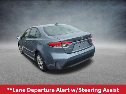 Used 2024 Toyota Corolla LE FWD image 10