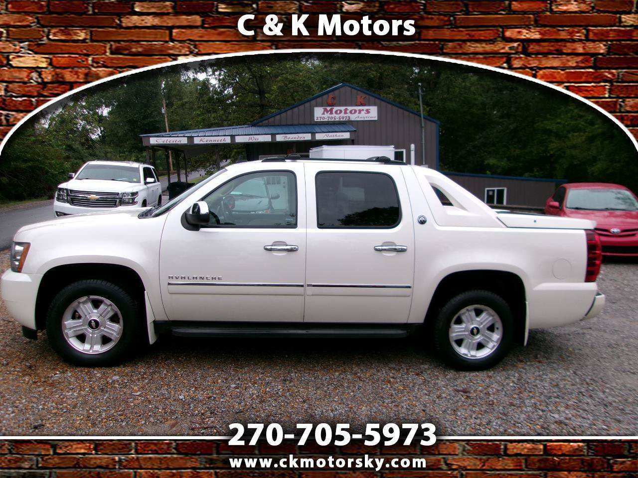 Used 2013 Chevrolet Avalanche LTZ AWD/4WD image 1