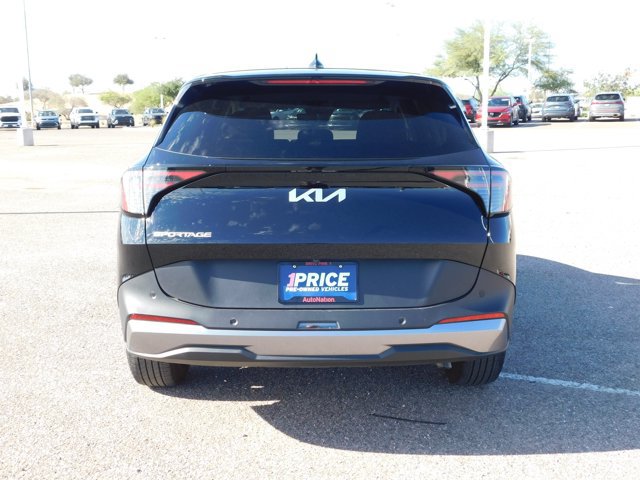 Used 2026 Kia Sportage LX FWD image 12