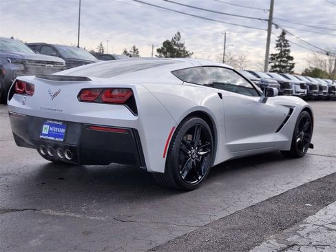Used 2018 Chevrolet Corvette Stingray Coupe w/ 1LT image 5