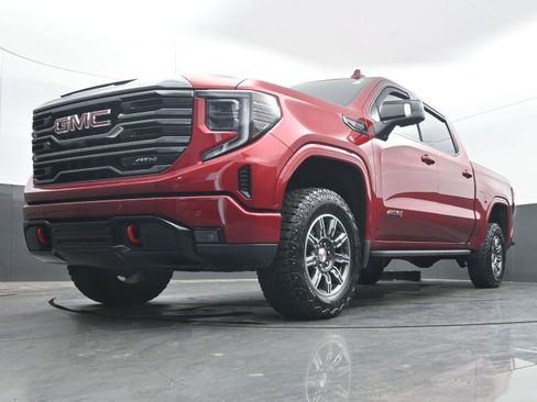 Used 2024 GMC Sierra 1500 AT4 w/ Technology Package image 28