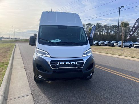 New 2026 RAM ProMaster 3500 w/ Quick Order Package 22G SLT image 9