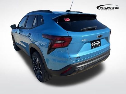 New 2026 Chevrolet Trax RS w/ Driver Confidence Package image 7