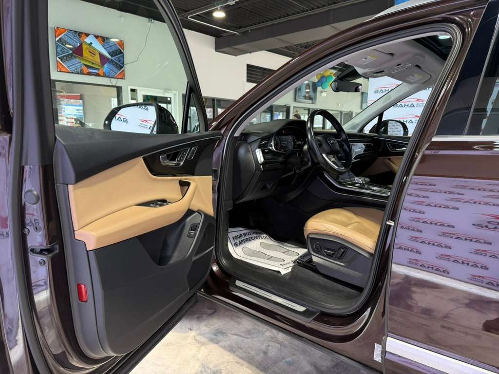 Used 2022 Audi Q7 3.0T Premium Plus AWD/4WD image 26