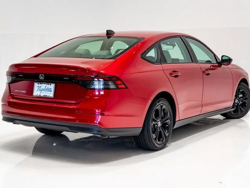 Used 2025 Honda Accord SE image 26