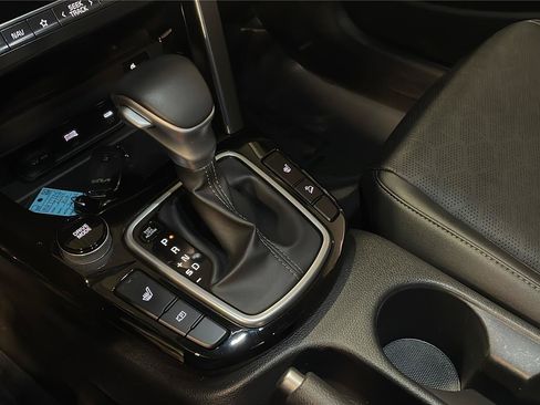 Used 2024 Kia Seltos EX FWD image 19
