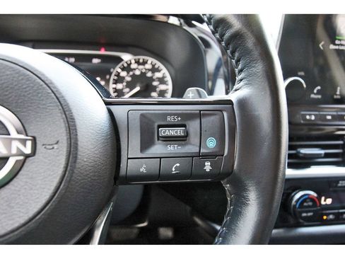 Used 2023 Nissan Pathfinder SL w/ Black Appearance Package image 20