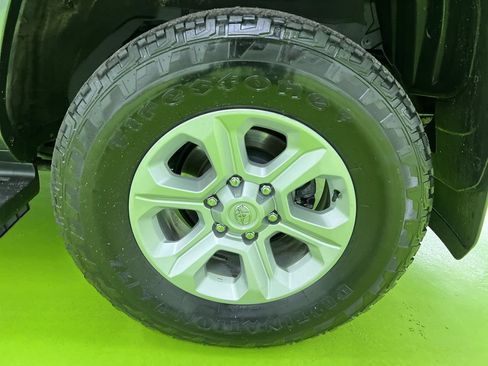 Used 2022 Toyota 4Runner SR5 Premium AWD/4WD image 14