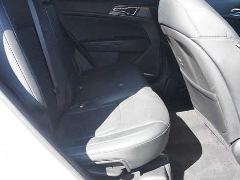 Used 2023 Kia Sportage EX FWD image 28