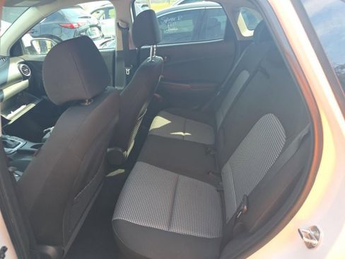 Used 2019 Hyundai Kona SEL image 12