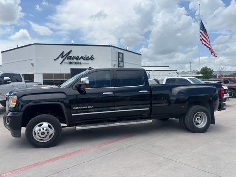 Used 2018 GMC Sierra 3500 Denali w/ Duramax Plus Package AWD/4WD image 1