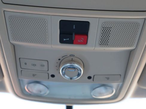 Used 2015 Volkswagen Passat TDI SEL Premium image 26