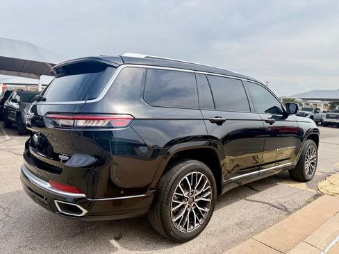 Used 2021 Jeep Grand Cherokee L Summit AWD/4WD image 4