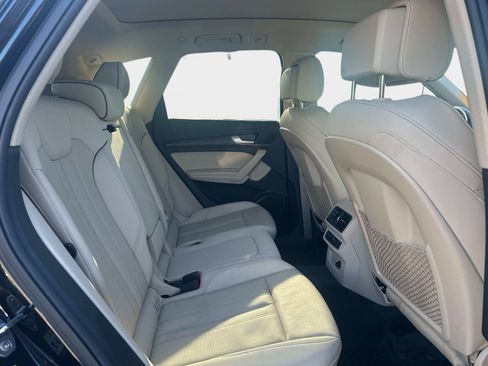 Certified 2023 Audi Q5 2.0T Premium Plus w/ Premium Plus Package AWD/4WD image 9