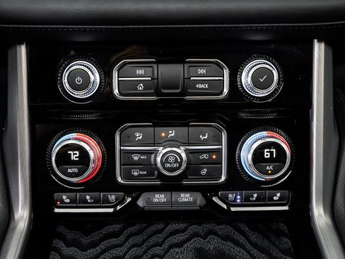 Used 2023 GMC Yukon Denali w/ Denali Reserve Package AWD/4WD image 21