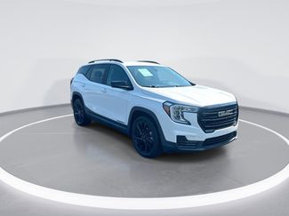 Used 2023 GMC Terrain SLE w/ Elevation Edition FWD video 2