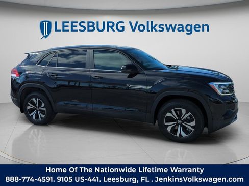 New 2026 Volkswagen Atlas Cross Sport SE image 2