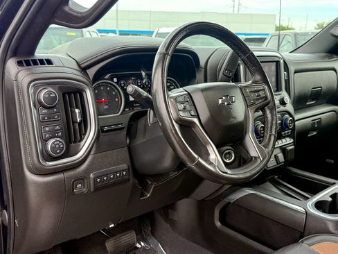 Certified 2021 Chevrolet Silverado 2500 LTZ w/ Carhartt Edition AWD/4WD image 15