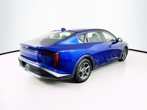 Used 2025 Kia K4 LXS image 9