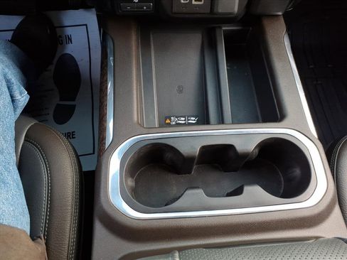 Used 2021 GMC Sierra 1500 Denali w/ Denali Ultimate Package image 17