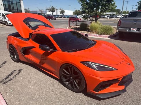 Used 2020 Chevrolet Corvette Stingray Coupe w/ Z51 Performance Package RWD image 1